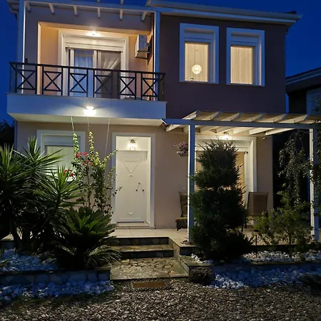 Oikies Holiday home *